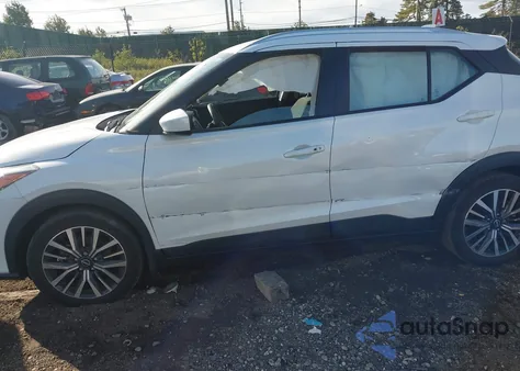 2023 Nissan Kicks Sv Xtronic Cvt z USA, uszkodzony, nr VIN 3N1CP5CV0PL475130